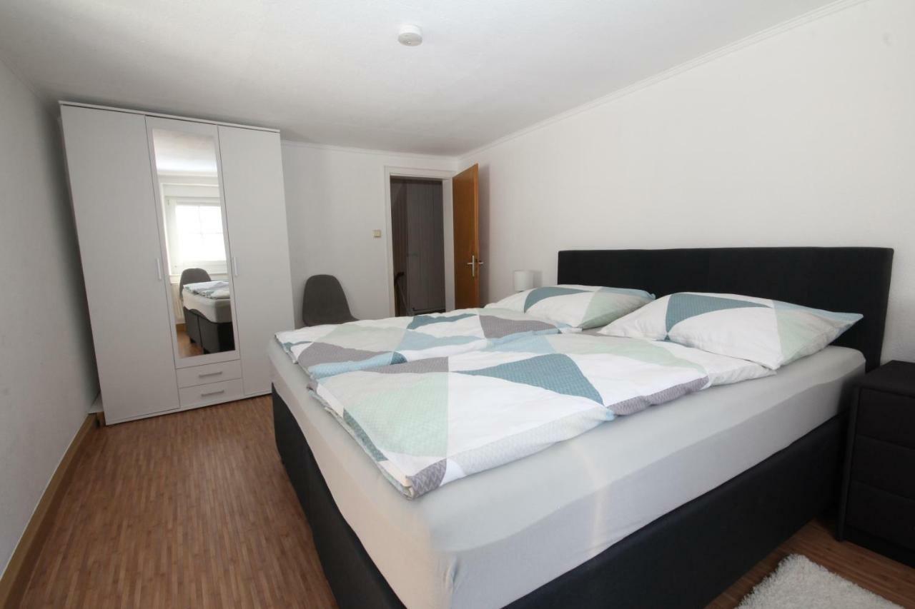Ferienwohnung Ehlen Im Alten Winzerhaus Цельтинген-Рахтиг Экстерьер фото