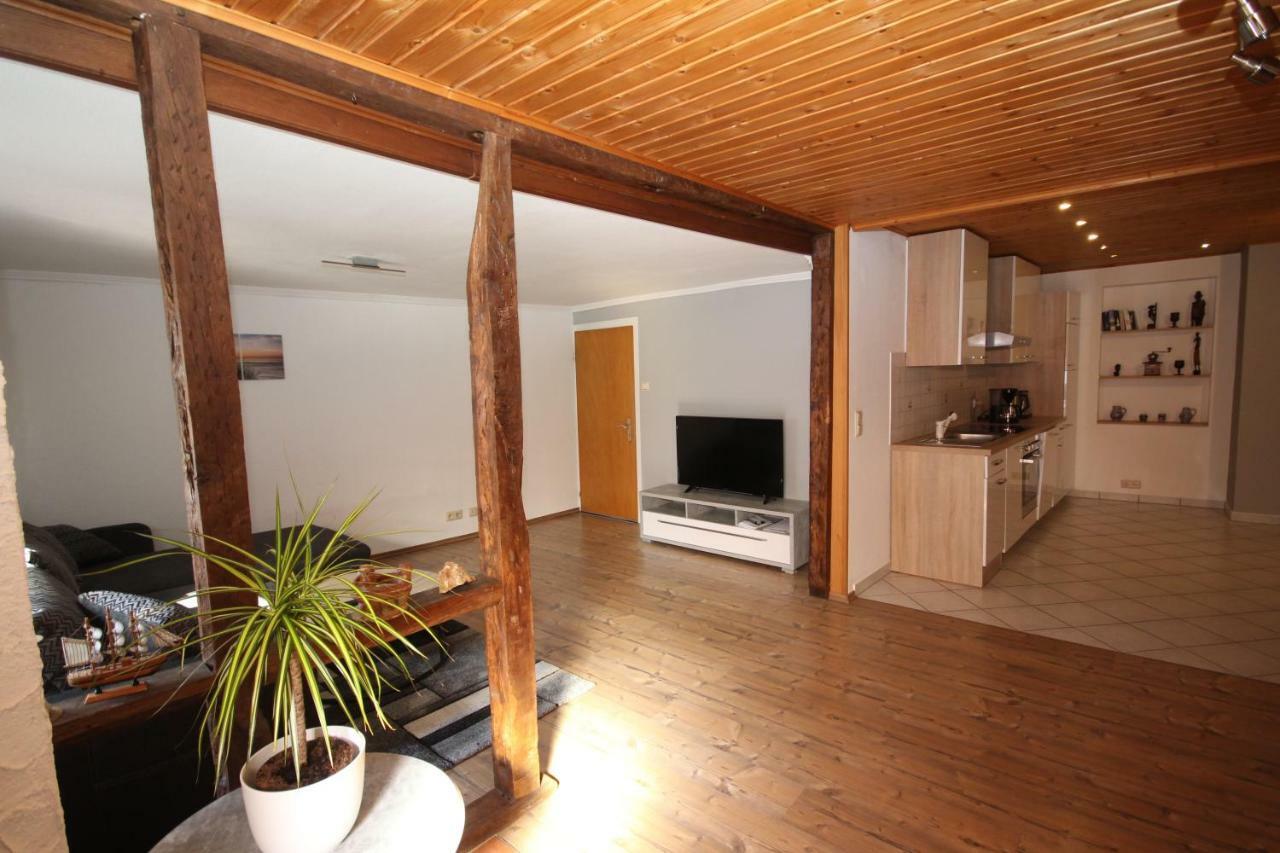 Ferienwohnung Ehlen Im Alten Winzerhaus Цельтинген-Рахтиг Экстерьер фото