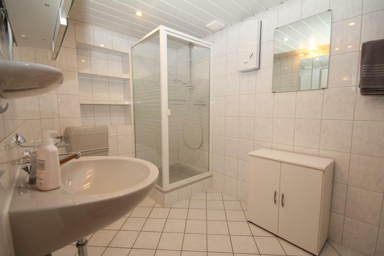 Ferienwohnung Ehlen Im Alten Winzerhaus Цельтинген-Рахтиг Экстерьер фото