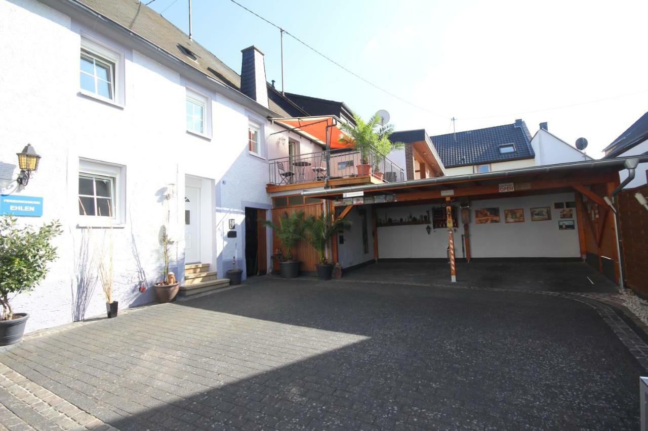 Ferienwohnung Ehlen Im Alten Winzerhaus Цельтинген-Рахтиг Экстерьер фото